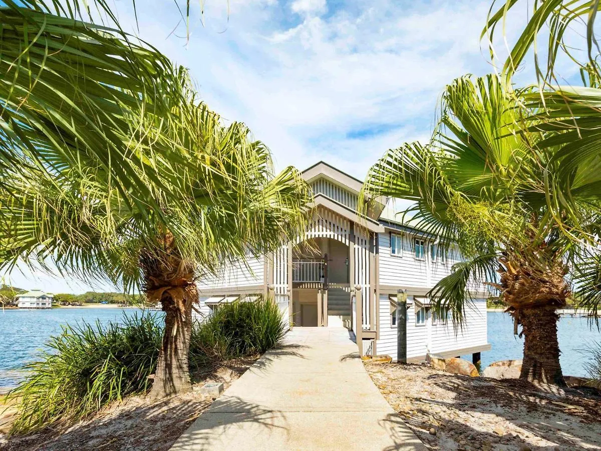 Novotel Sunshine Coast Resort Twin Waters 4*,