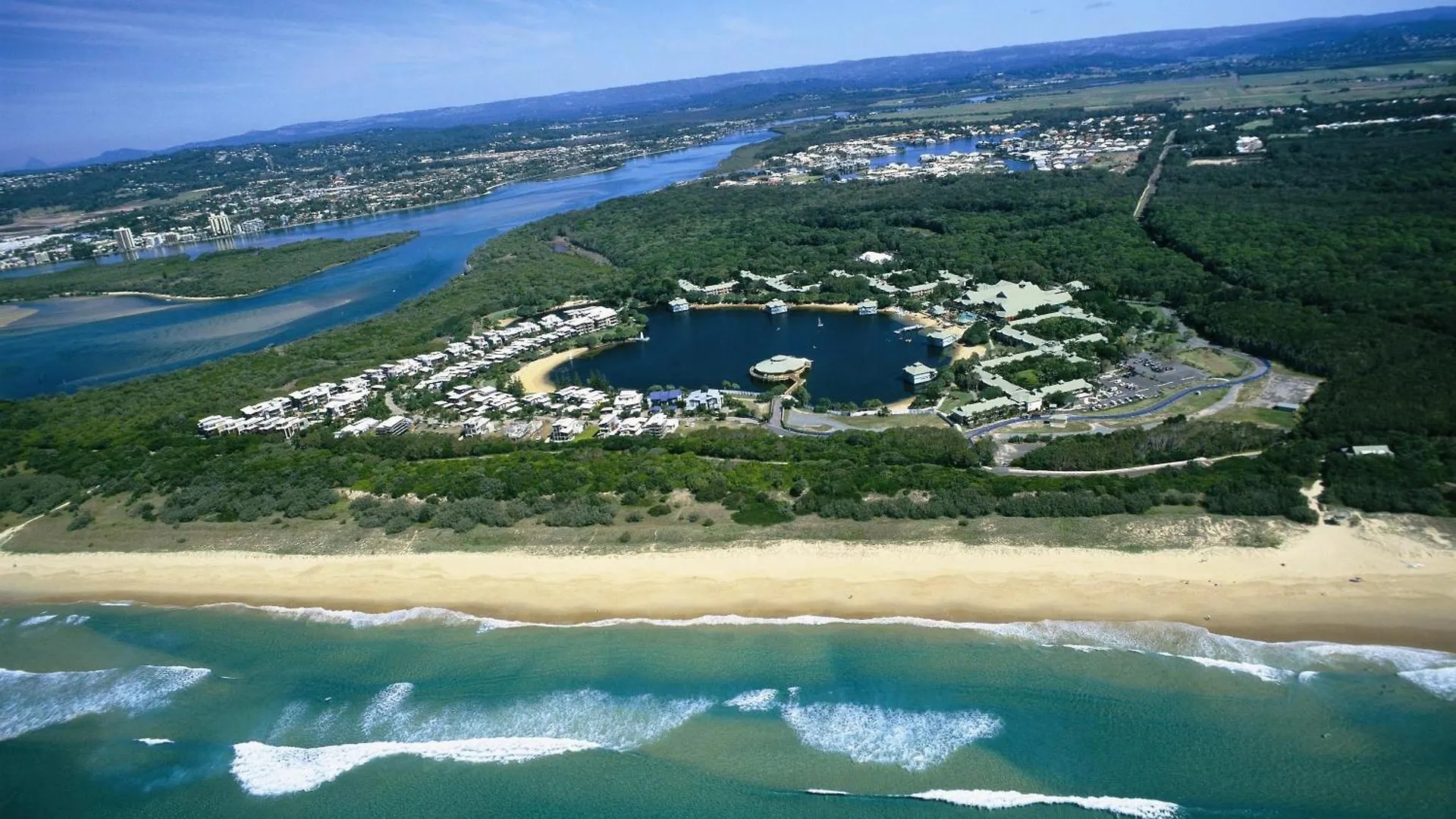 Novotel Sunshine Coast Resort Twin Waters Hotel