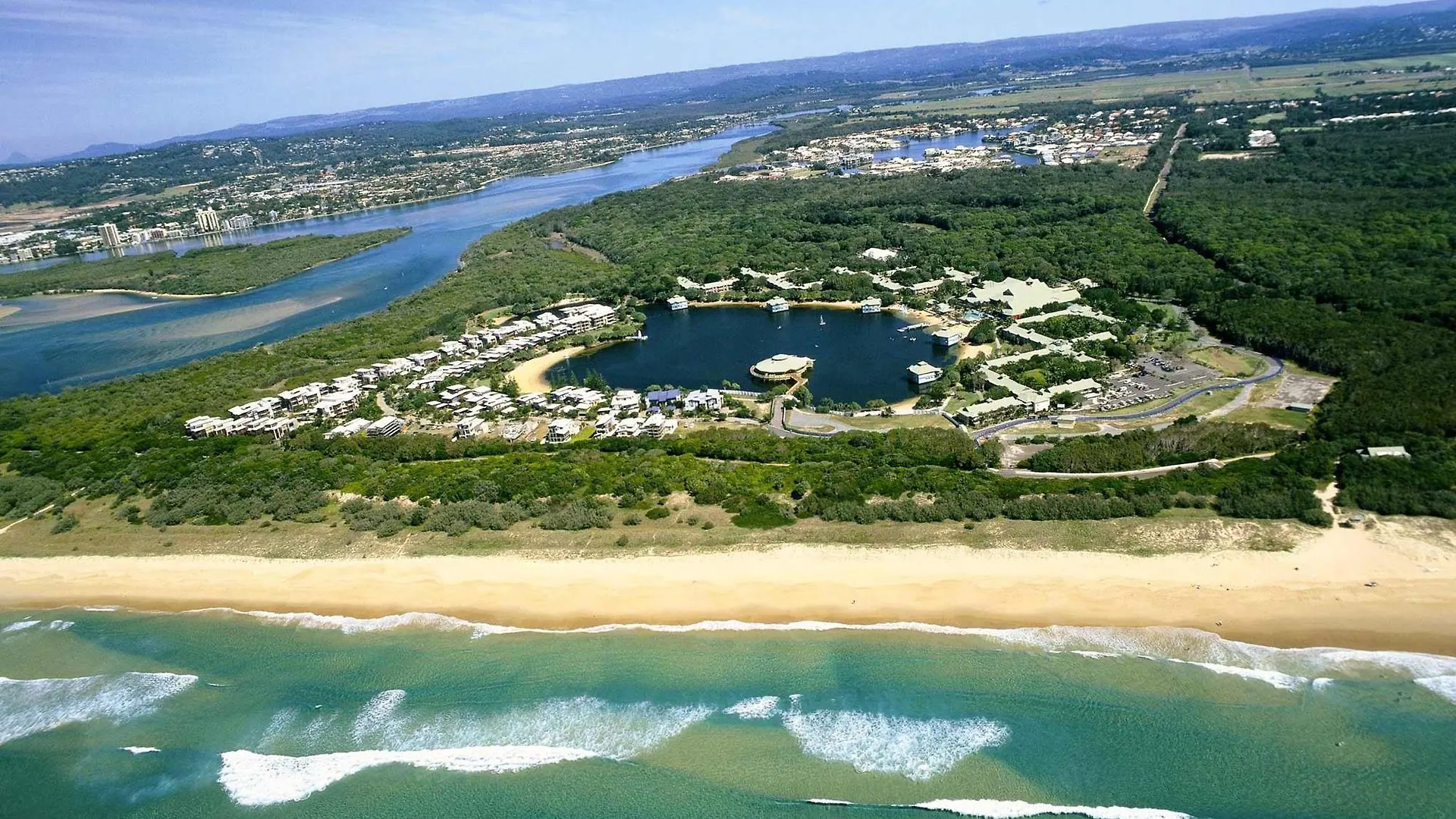 Novotel Sunshine Coast Resort Twin Waters Hotel